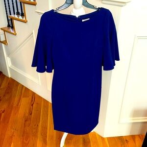 Fantastic blue dress with flare sleeves